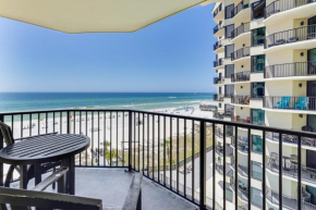 Beachfront Panama City Condo with Balcony and Views!